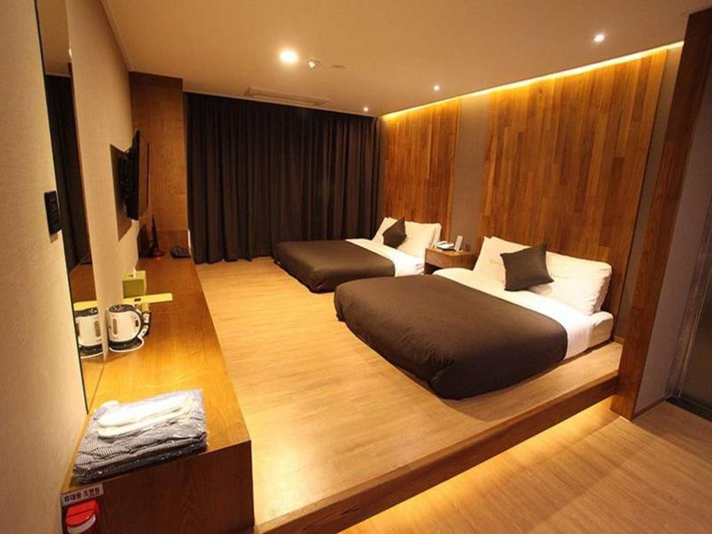 Hotel Rich Goyang Bagian luar foto